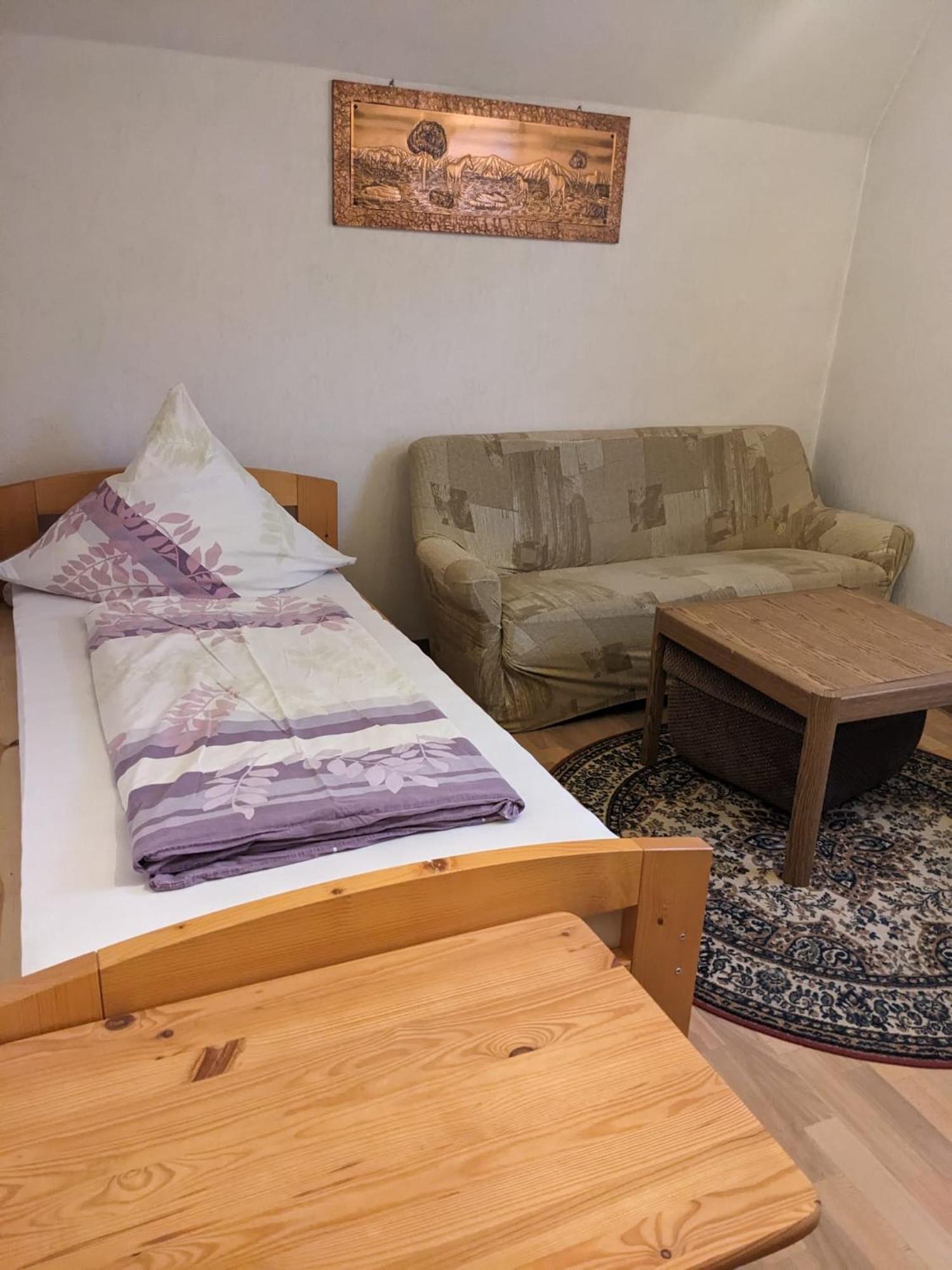 Anton Schuler Apartment Niedenstein Екстериор снимка