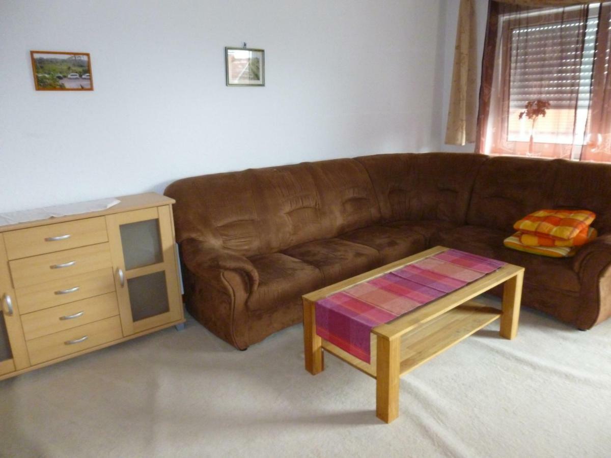Anton Schuler Apartment Niedenstein Екстериор снимка