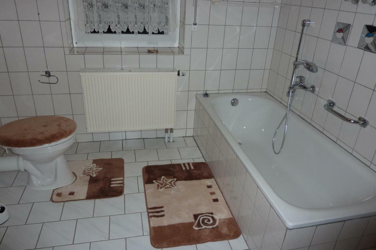 Anton Schuler Apartment Niedenstein Екстериор снимка