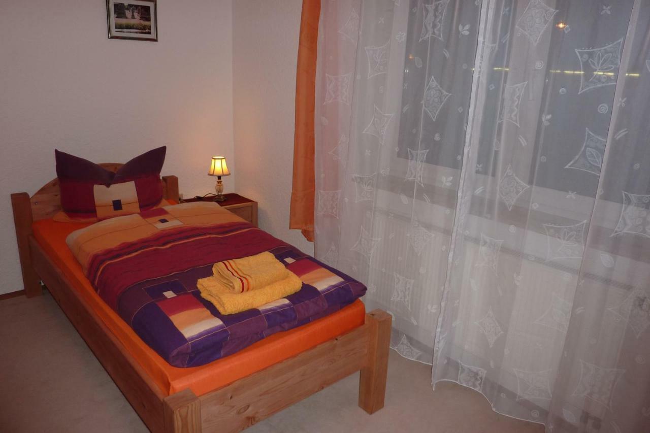Anton Schuler Apartment Niedenstein Екстериор снимка